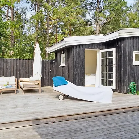 בית נופש Estel - 900m From The Sea By Interhome