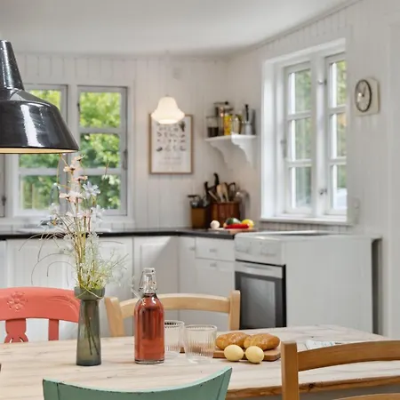 Estel - 900m From The Sea By Interhome