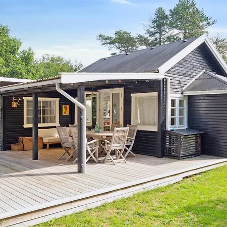 בית נופש Estel - 900m From The Sea By Interhome